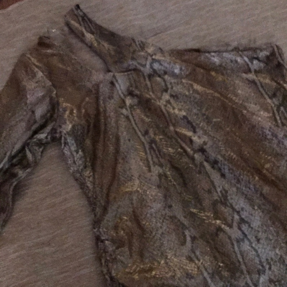 Blouse - Picture 3 of 3